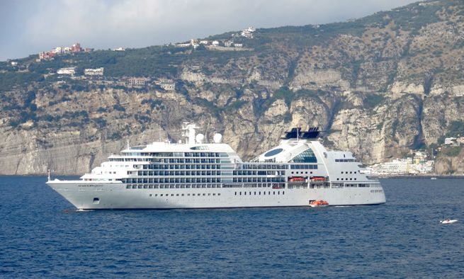 luxury cruise Seabourn Quest on the Amalfi Coast in Italy